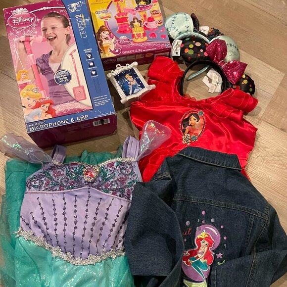 Large Disney Princess Lot Described Below... - Picture 1 of 10